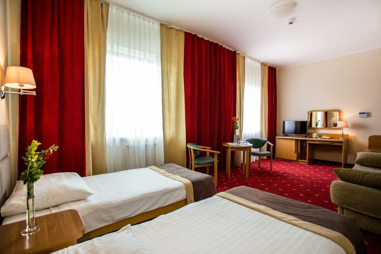 Hotel Orient Kraków Exteriör bild